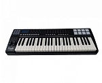 Фото:Laudio Panda-49C MIDI-контроллер
