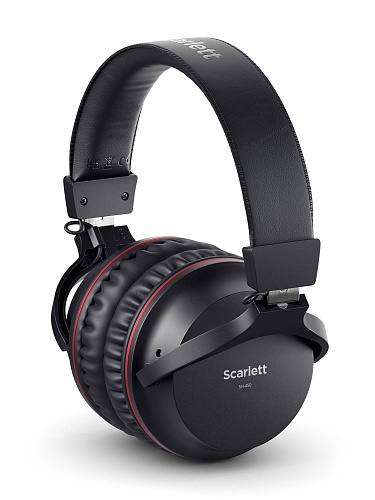 Focusrite Scarlett-2i2-Studio-4th Scarlett 2i2 Studio 4th Gen Аудиоинтерфейс USB, микрофон, наушники