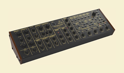 Behringer K-2 Аналоговый синтезатор с двумя осцилляторами