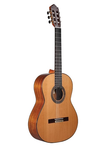 Altamira N500+ Классическая гитара 4/4, с чехлом