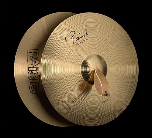 Paiste 0004500418 Signature Symphonic Light Тарелки оркестровые 18'', пара