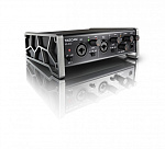 Фото:Tascam US-2x2 USB Аудио/MIDI интерфейс