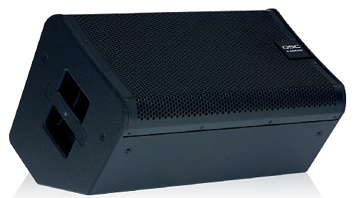 QSC E110 2-полосная акустическая система 10", 300 Вт, 8 Ом, 50-20000 Гц, 126 дБ, 20 кг