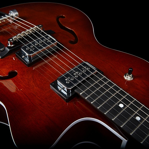Godin 5th Ave Uptown T-Armond Havana Burst Электрогитара арктоп, с футляром