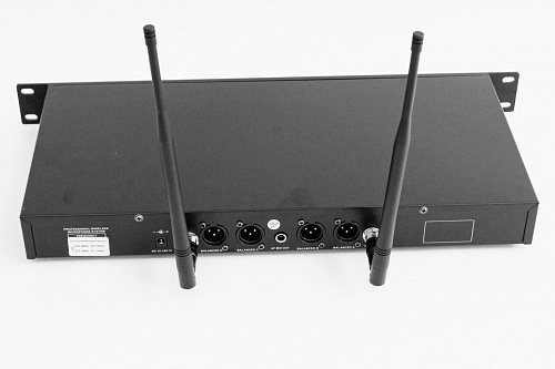 LAudio LS-804-M Вокальная радиосистема, 4 ручных передатчика
