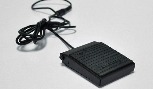 Cherub WTB-004 Педаль сустейн для синтезатора