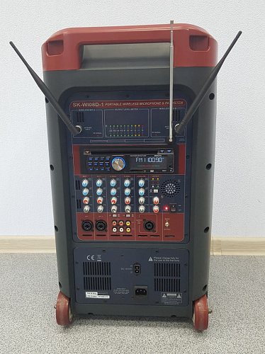 Soundking WI08D-1 Комплект акустической системы, микшер, усилитель, микрофоны, 65 Вт