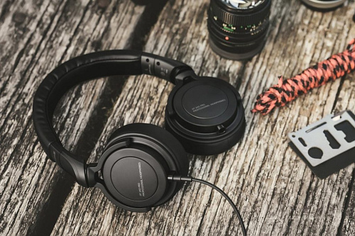 Beyerdynamic DT 240 PRO Мониторные наушники