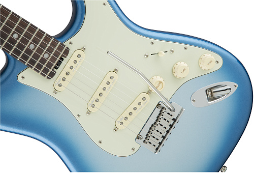 FENDER American Elite Stratocaster®, Maple Fingerboard, Sky Burst Metallic Электрогитара