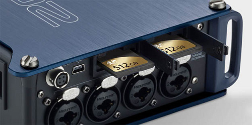 Zoom F8n Внестудийный портативный 10-трековый рекордер со встроенным микшером