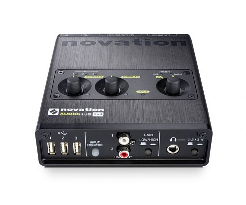 Novation Audiohub 2x4  -  USB 