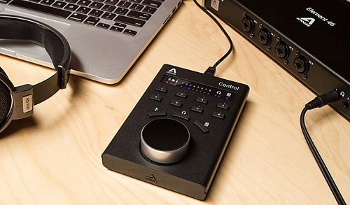 Apogee Element 88 Интерфейс Thunderbolt мобильный 32-канальный, 192 кГц