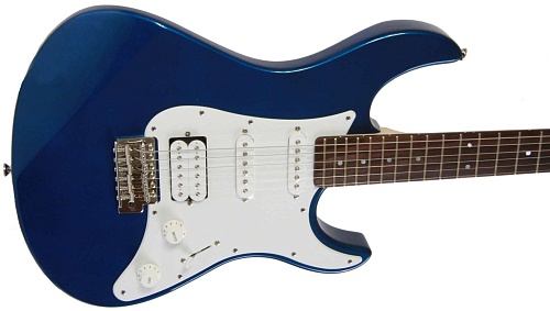 YAMAHA PACIFICA 012 DBM Электрогитара