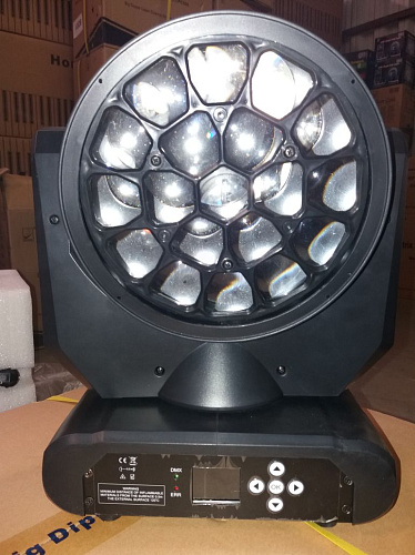 Big Dipper LM280 NEST MOVING BEAM Моторизированная световая "голова", 19х15 Вт, RGBW