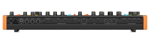 Behringer POLY D Аналоговый синтезатор