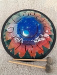 Фото:Pangooda Drums PNG-GD-36F3 Глюкофон "Гранофон" 36 см, рисунок Полянка, со звукоснимателем, с палочками и чехлом