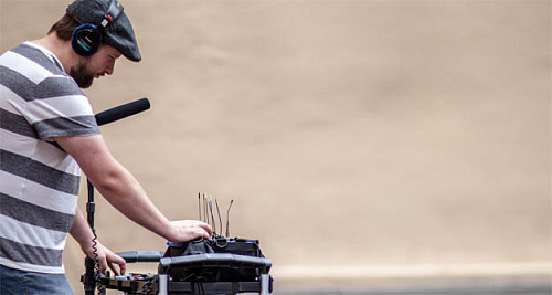 Zoom F8n Внестудийный портативный 10-трековый рекордер со встроенным микшером