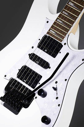Ibanez RG350DXZ-WH Электрогитара, цвет белый