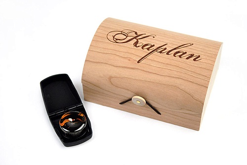 D'Addario KRDLBX Kaplan Premium Канифоль, светлая, 12 шт в деревянной коробке