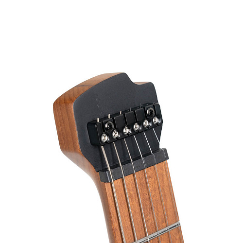 Cort Space-G6MS-SGTK-WBAG Space series Электрогитара безголовая, черная, с чехлом