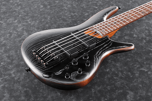 IBANEZ SR675-SKF Бас гитара 5 струн