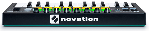 Novation LaunchKey Mini MK2 Контроллер