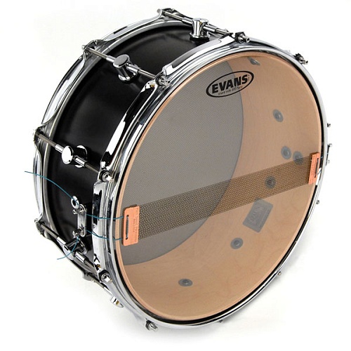 Evans S14H30 300 Пластик для малого барабана 14" резонаторный