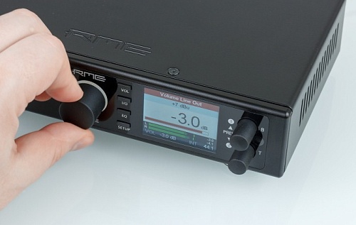 RME ADI-2 DAC Конвертер 2-канальный с поддержкой DSD до 768 кГц, цифро-аналоговый (USB, SPDIF/ADAT, аналог)