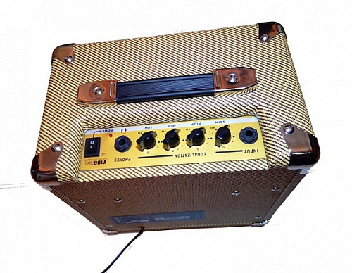 Belcat V10G Vintage Series Гитарный комбоусилитель, 10Вт