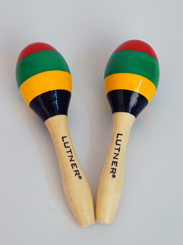 Fleet M8-1 Деревянные маракасы на ручке диаметр 4.5cм, длина 15.5см.