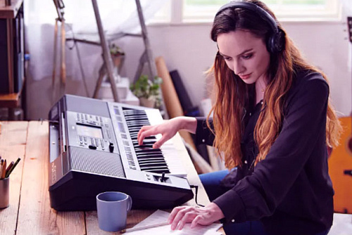 Yamaha PSR-SX900 Рабочая станция, 61 клавиша