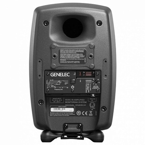 Genelec 8030CP Активный 2-х полосный монитор