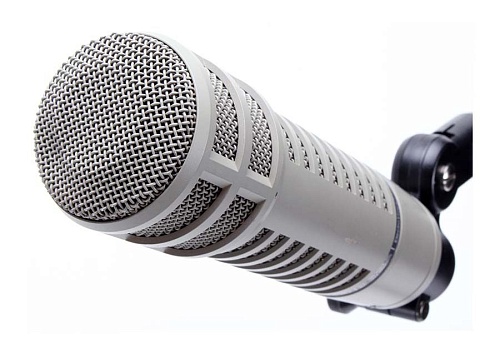 Electro-Voice RE20 Динамический кардиоидный микрофон. Технология Variabe-D