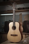 Фото:NewTone D12ASBGN D12 AS BG N 12-струнная акустическая гитара из массива (реплика луначарки)