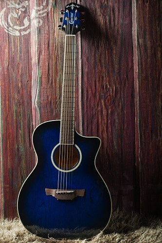CRAFTER FC-550EQ / MS Электроакустическая гитара шестиструнная с чехлом