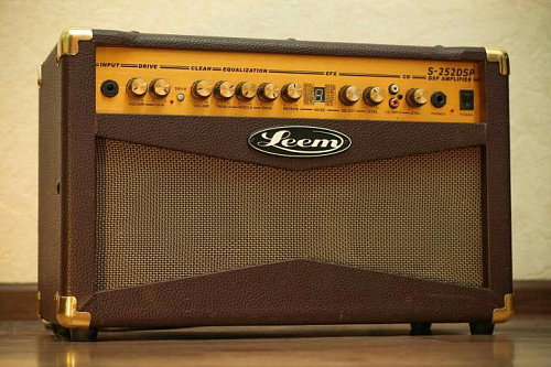 Leem S-252DSP Комбик гитарный с цифровым обработчиком сигнала, 25 Вт