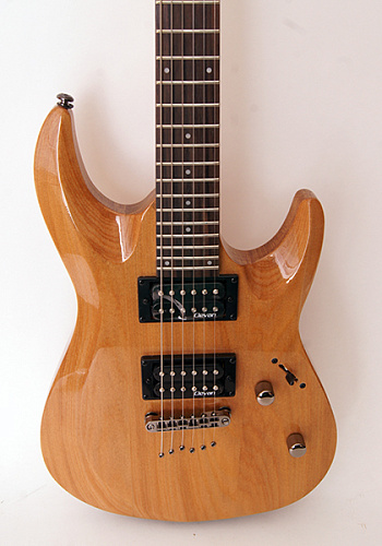 Clevan CS-22-N Электрогитара
