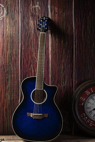 CRAFTER FC-550EQ / MS Электроакустическая гитара шестиструнная с чехлом