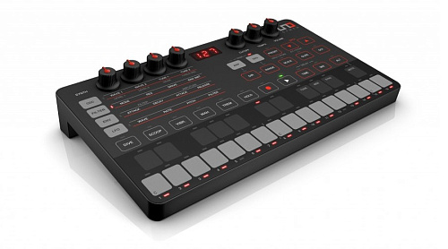 IK Multimedia UNO-SYNTH Портативный синтезатор