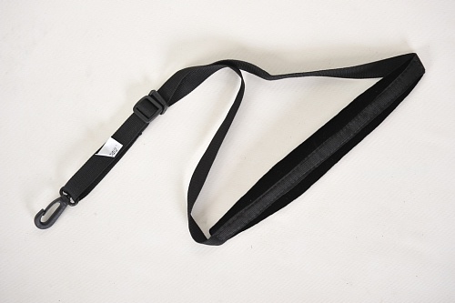 Lutner ЛРФС2 Ремень для саксофона, фагота, на шею с мягкой накладкой, черный, с карабином