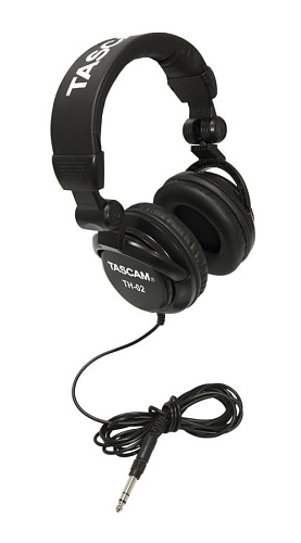 Tascam TrackPack 2x2   