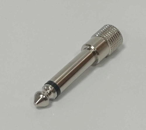 Soundking CC308-1 Переходник (разъем переходной) 6,35 мм моно штекер - 3,5 мм моно гнездо