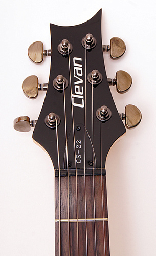 Clevan CS-22-N Электрогитара