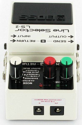 Boss LS2 Line selector Педаль эффектов