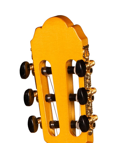 Hora N1105CTW Flamenco CTW Классическая гитара 4/4, с вырезом и звукоснимателем