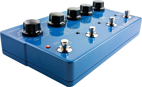 TC ELECTRONIC FLASHBACK 2 X4 DELAY Гитарная педаль эффекта задержки,с функцией TonePrint и лупером