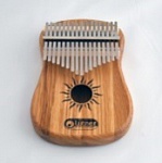 Фото:Мозеръ KMT-3 Требл Guitar Калимба