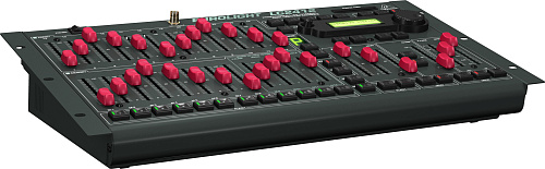 Behringer LC2412 24-канальный DMX световой пульт