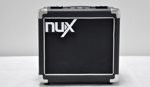 Nux Mighty-8   , 8 