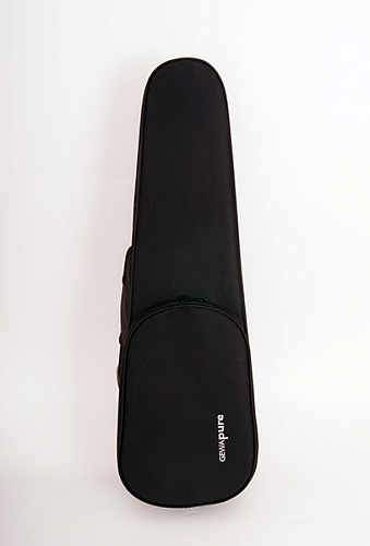 B16-1/2 Скрипка в футляре со смычком Strunal